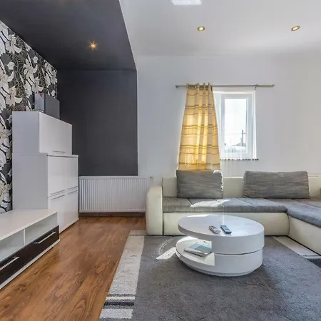 Four Bedroom Holiday In *