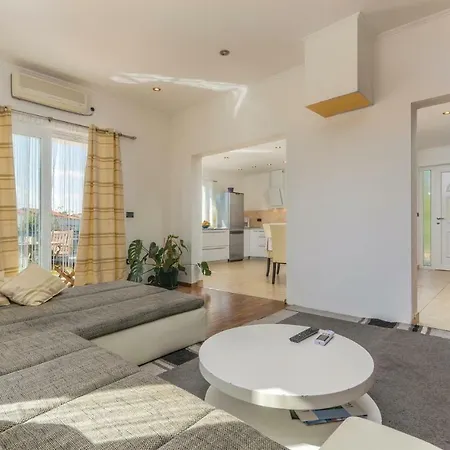 Four Bedroom Holiday In