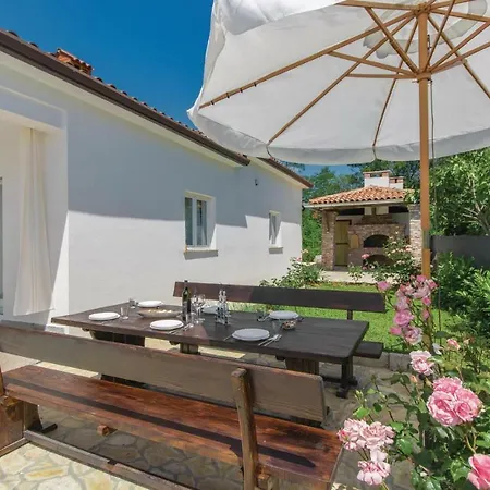 Four Bedroom Holiday In Holiday home